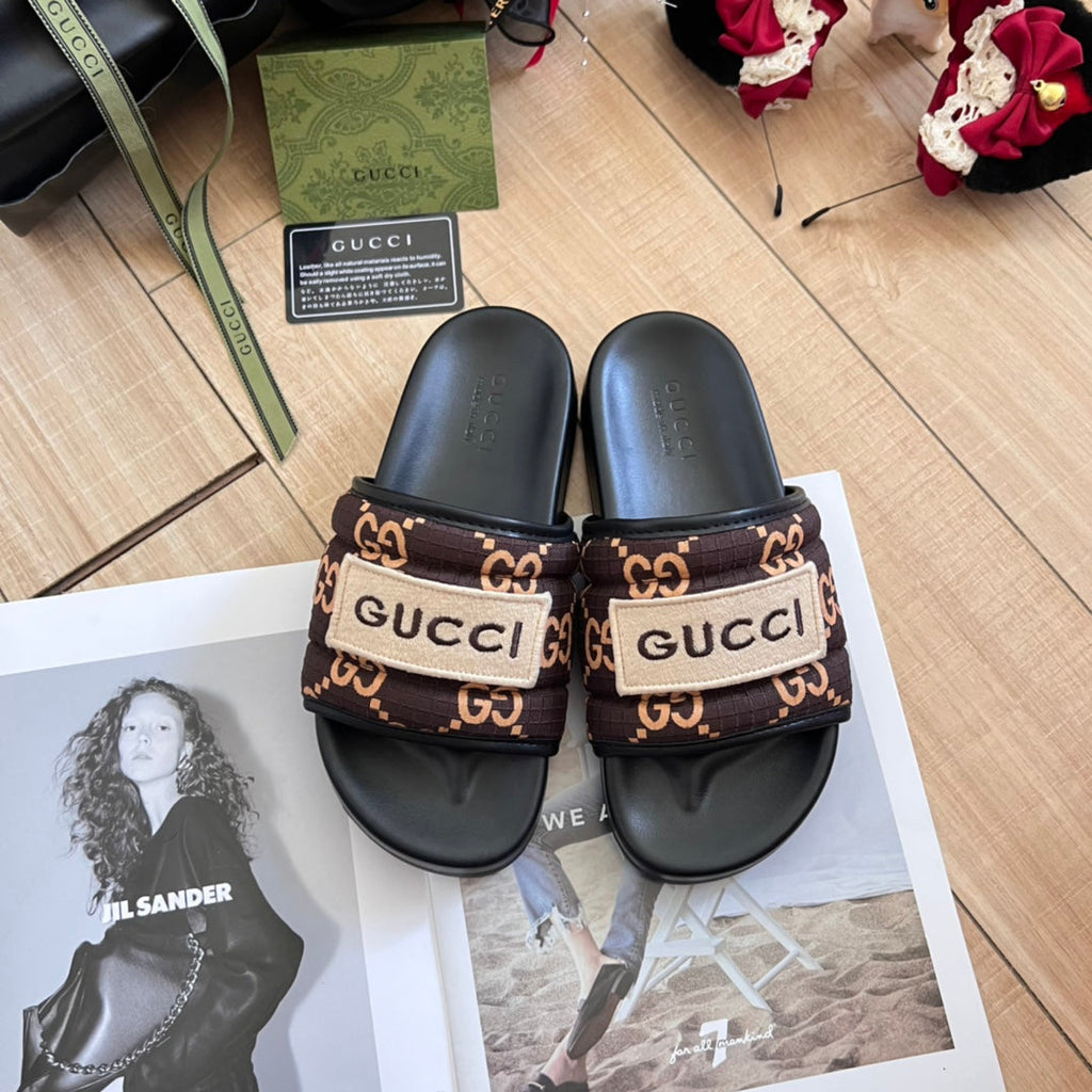 Gucci Embroidery Vintage Embossed Slippers